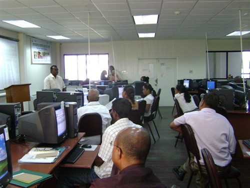 Dr. Ramdass delivers a Presentation 